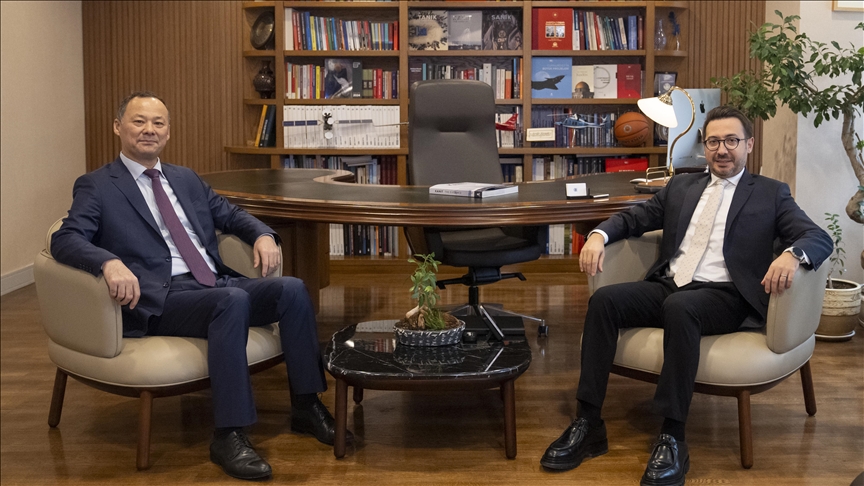 Kırgızistan’ın Ankara Büyükelçisi Kazakbayev, AA’yı Ziyaret Etti